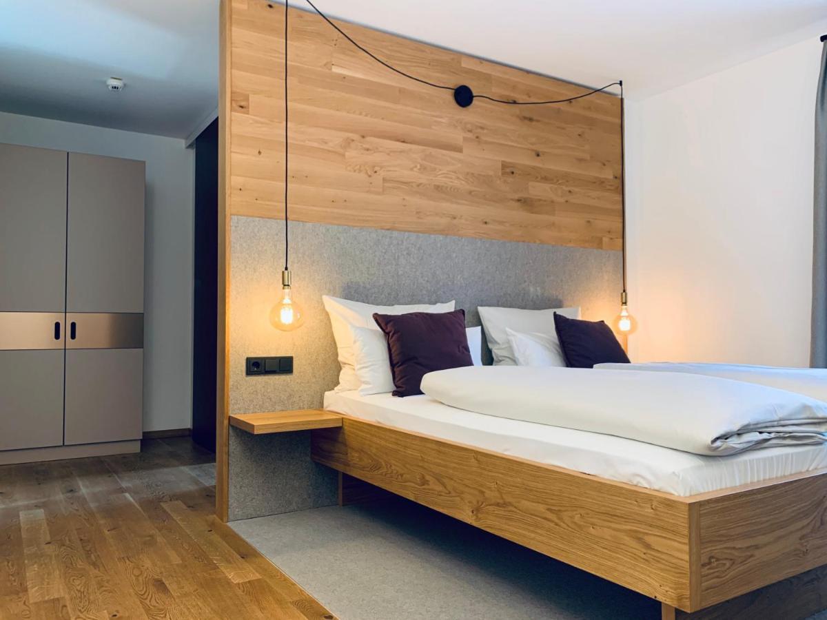 Stadthotel Kachelofen Krumbach Kültér fotó
