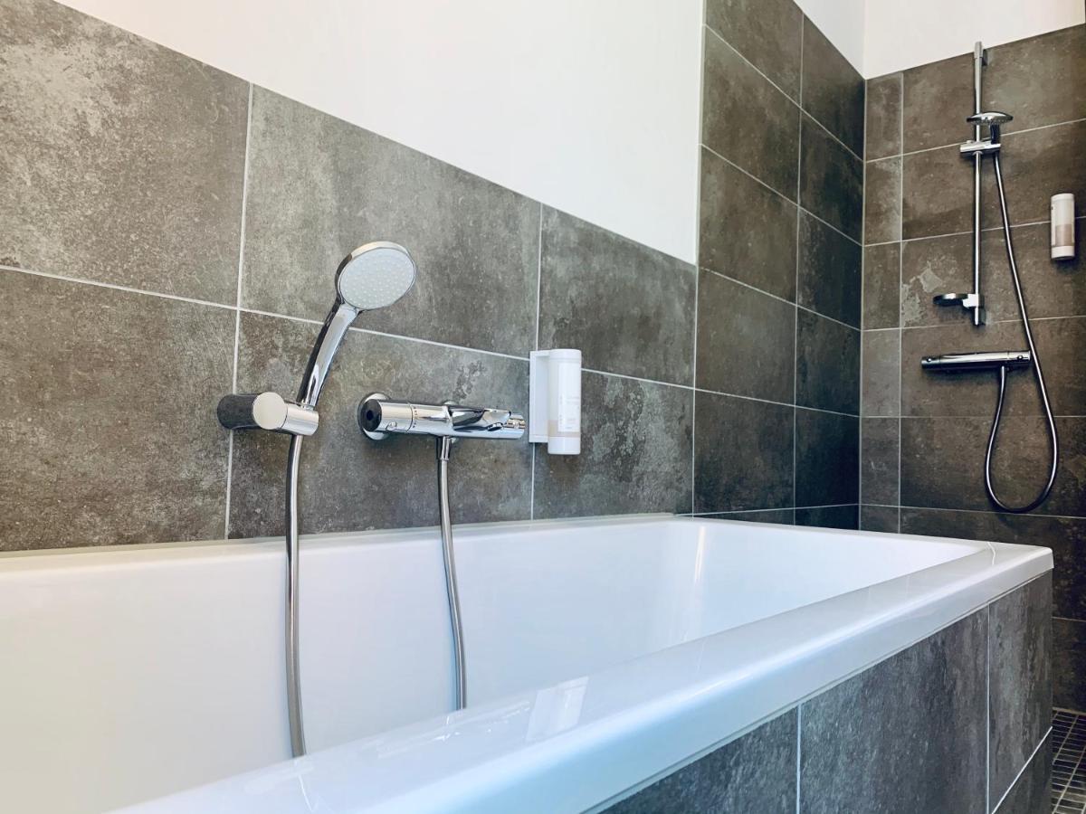 Stadthotel Kachelofen Krumbach Kültér fotó