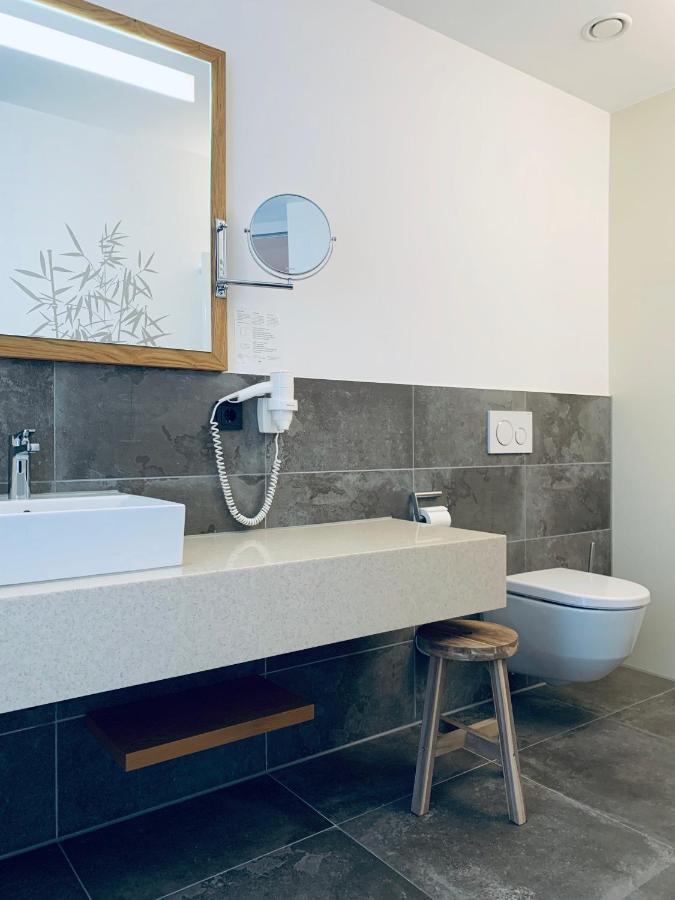 Stadthotel Kachelofen Krumbach Kültér fotó