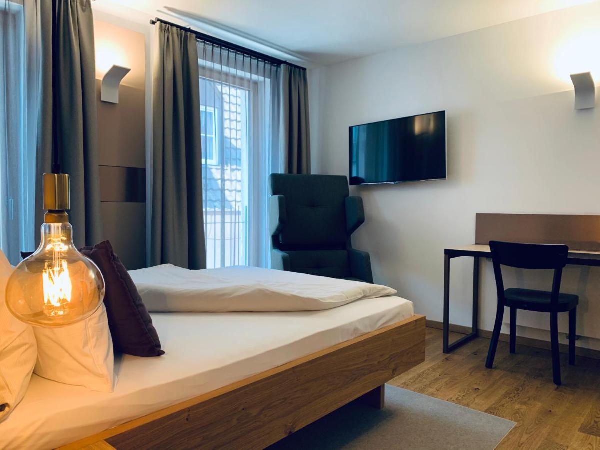 Stadthotel Kachelofen Krumbach Kültér fotó