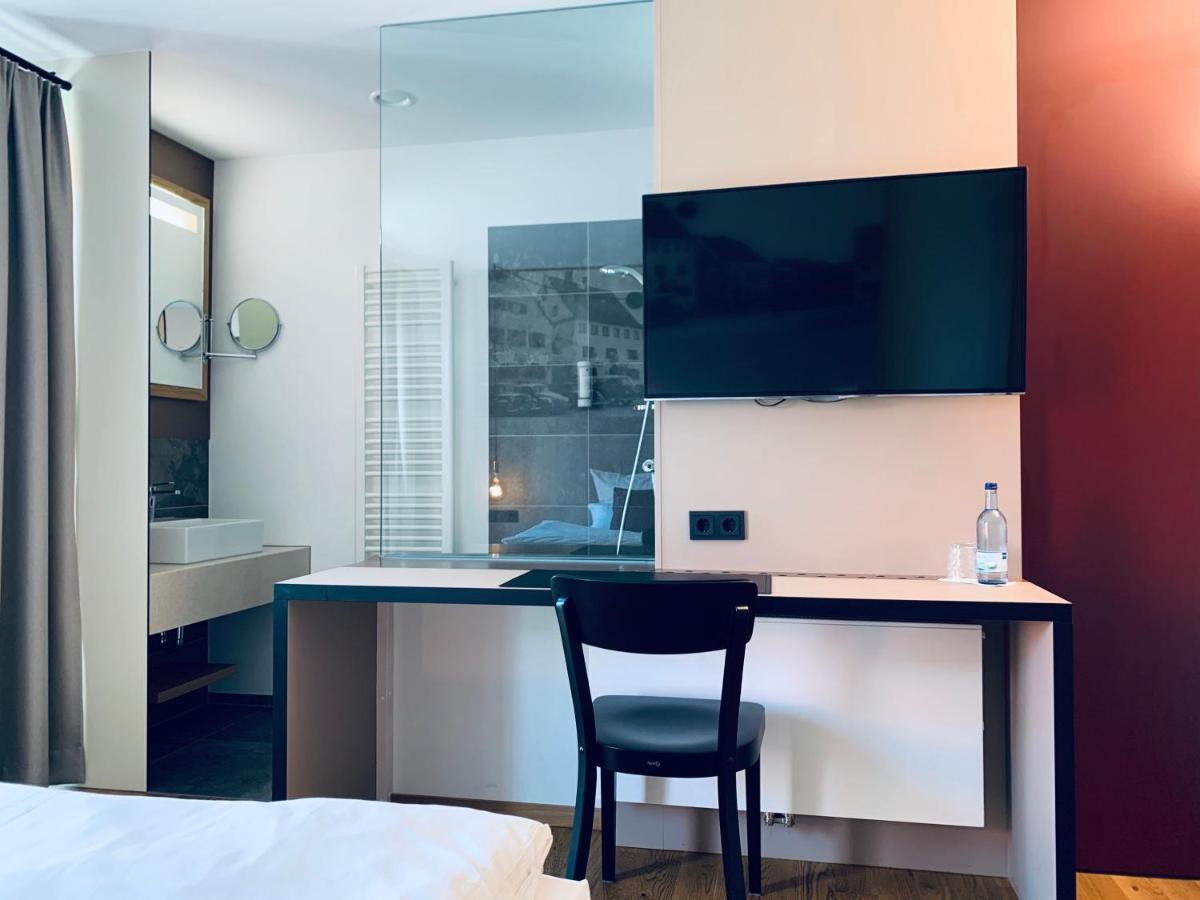 Stadthotel Kachelofen Krumbach Kültér fotó
