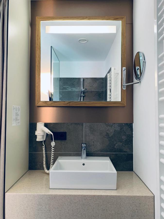 Stadthotel Kachelofen Krumbach Kültér fotó