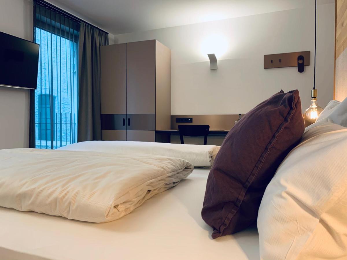 Stadthotel Kachelofen Krumbach Kültér fotó