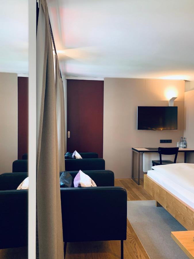 Stadthotel Kachelofen Krumbach Kültér fotó