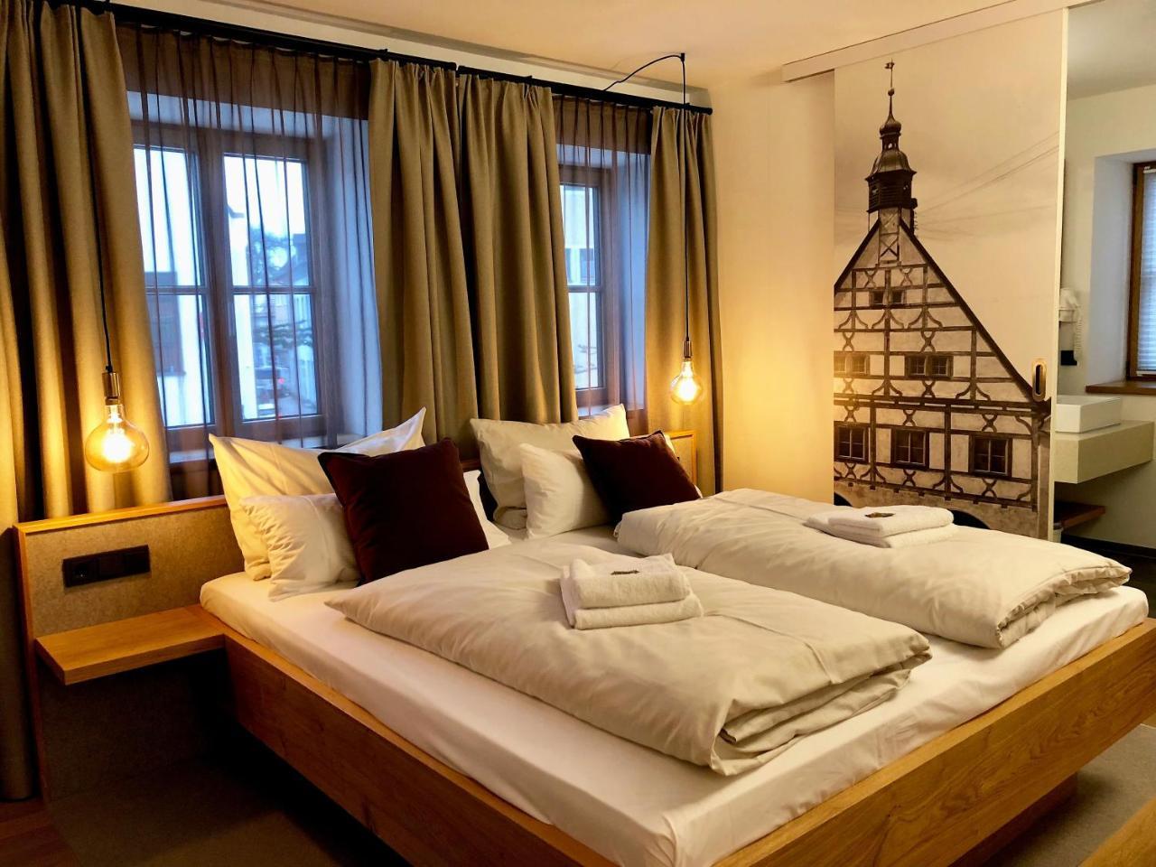 Stadthotel Kachelofen Krumbach Kültér fotó