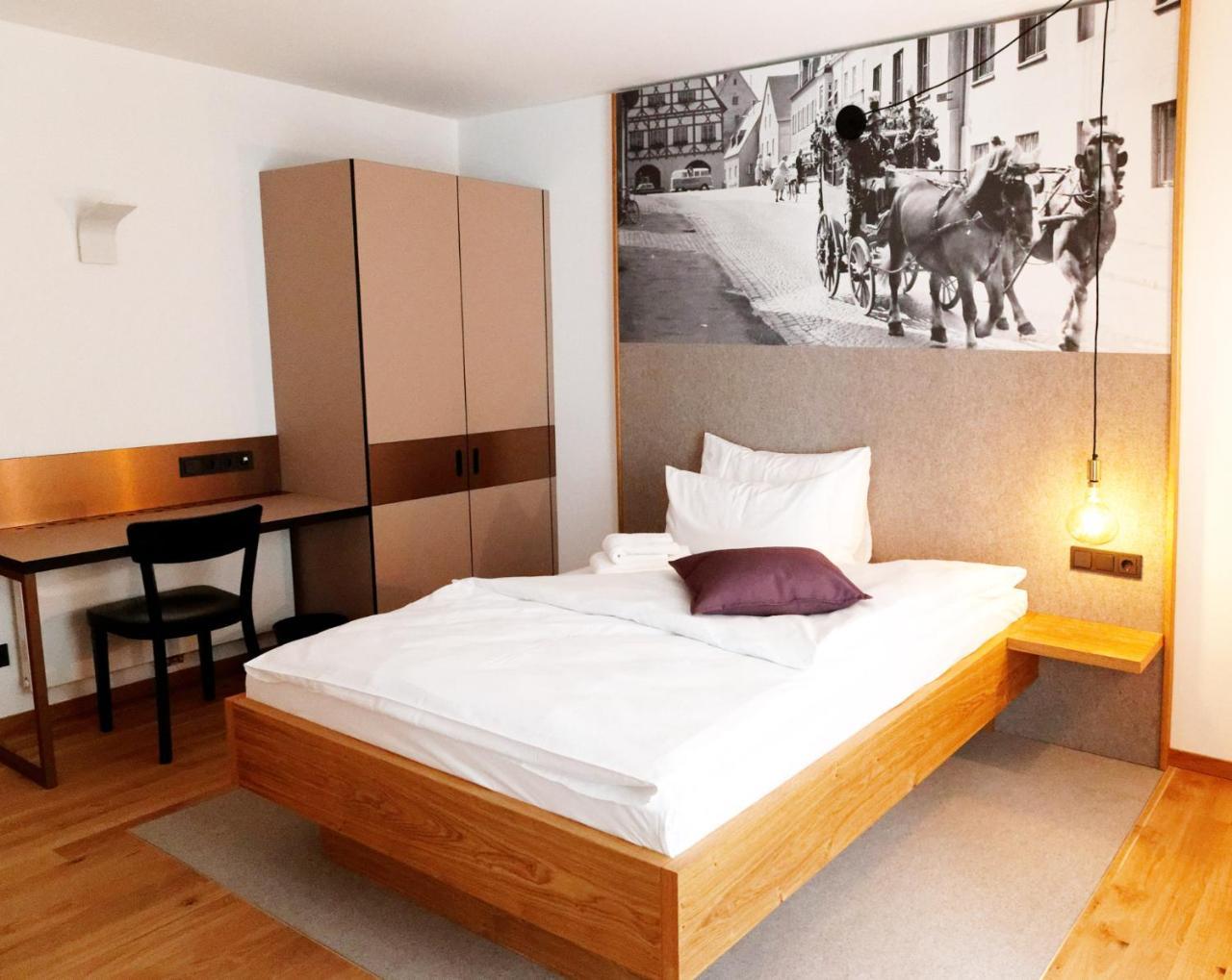 Stadthotel Kachelofen Krumbach Kültér fotó